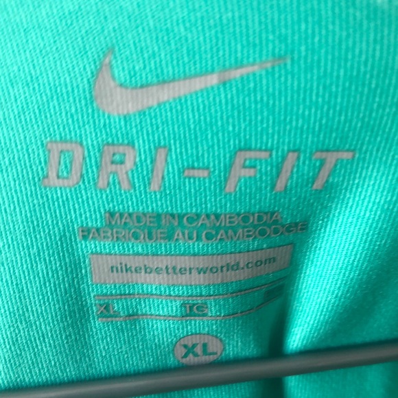 2 Nike Women Xl Dri-FIT Top - Picture 5 of 7